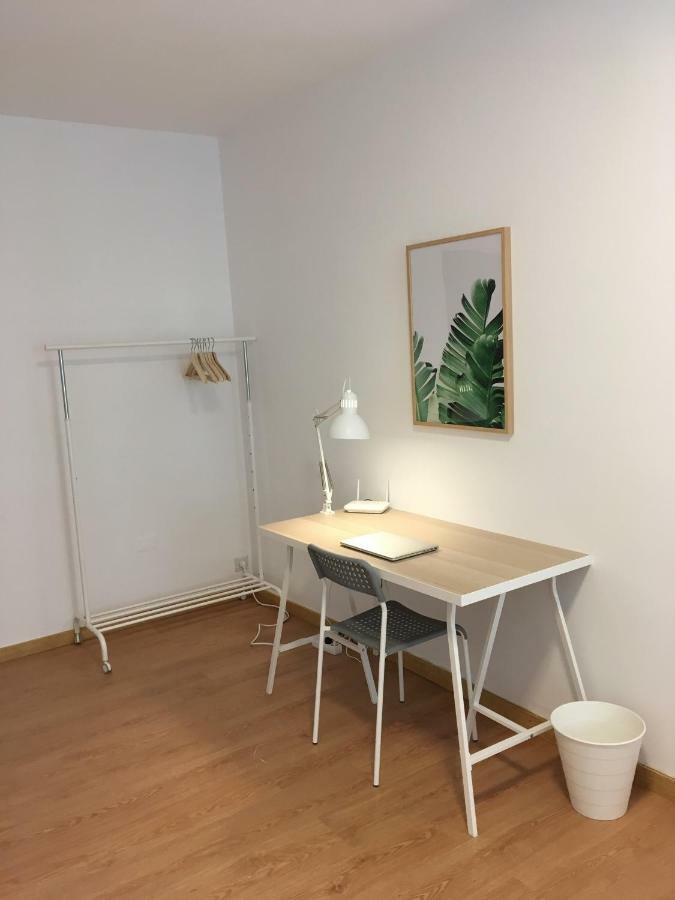 Apto. En Plaza De Cervantes Apartment Santiago de Compostela Bagian luar foto