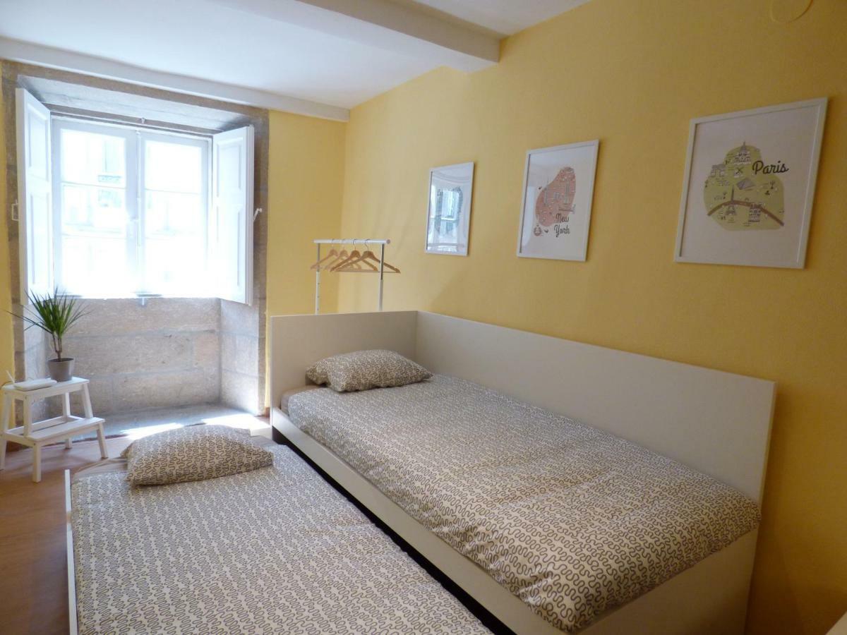 Apto. En Plaza De Cervantes Apartment Santiago de Compostela Bagian luar foto